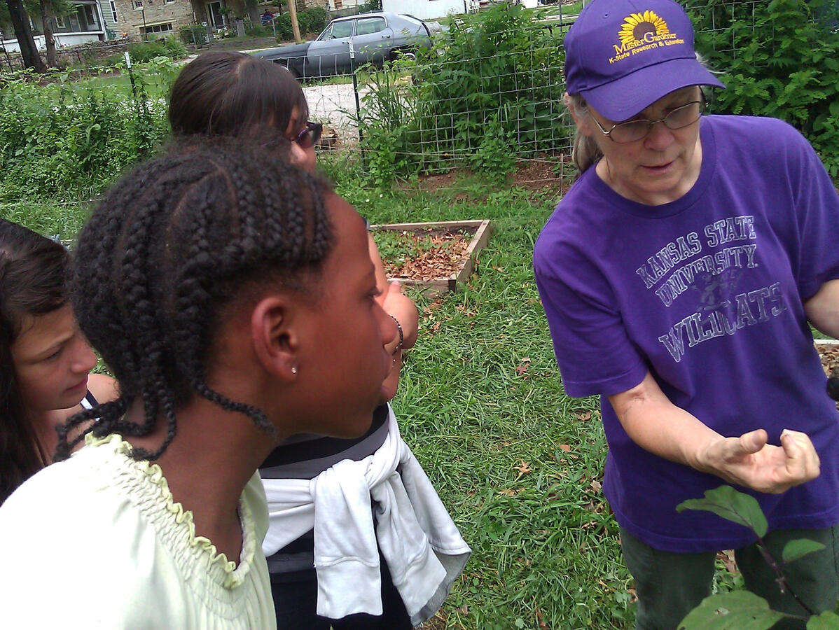MG Janet and Freedom School kids